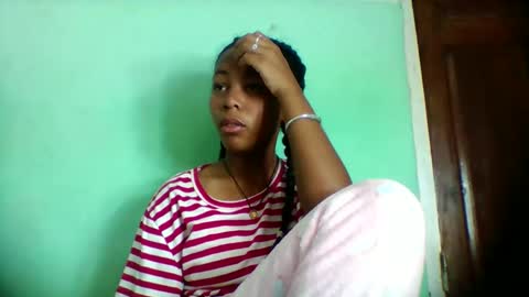 sandra1253099 online show from May 16, 6:54 am