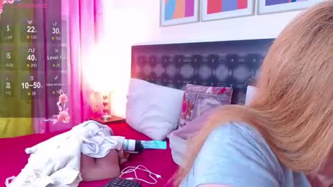 Snapshot of sandra_20_ chatting on January 30, 10:19 am SANDRA online show from January 30, 10:19 am