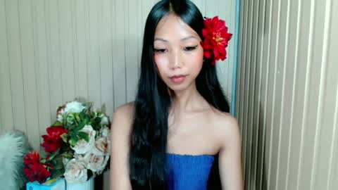 Snapshot of sandra_cruzz chatting on June 29, 10:15 am sandra online show from June 29, 10:15 am
