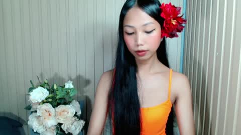 Snapshot of sandra_cruzz chatting on July 10, 6:28 am sandra online show from July 10, 6:28 am