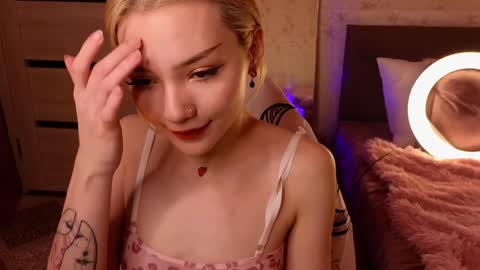 Snapshot of sandraboyl chatting on January 5, 7:07 am Sandy online show from January 5, 7:07 am