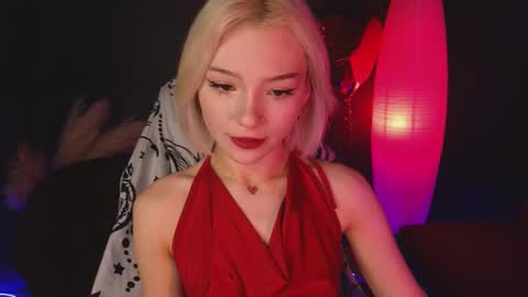 Snapshot of sandraboyl chatting on March 4, 1:12 am Sandy online show from March 4, 1:12 am