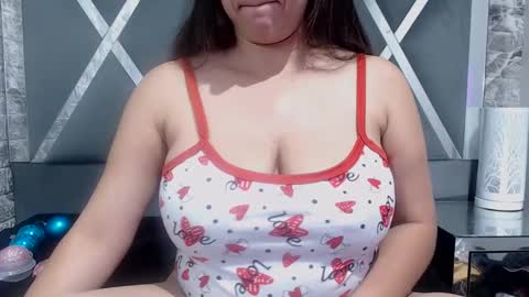 Snapshot of sandraclarkx69 chatting on December 24, 2:12 pm sandraclarkx69 online show from December 24, 2:12 pm