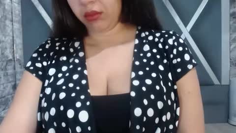 Snapshot of sandraclarkx69 chatting on February 1, 11:43 am sandraclarkx69 online show from February 1, 11:43 am