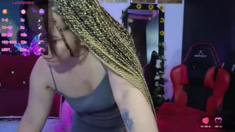 sandraossa online show from November 27, 2:30 pm