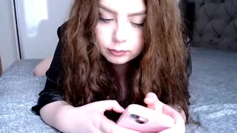 Snapshot of sandraxo93 chatting on February 18, 1:33 pm Sandra online show from February 18, 1:33 pm