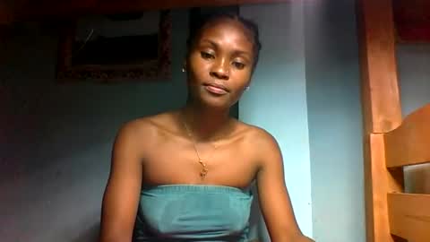 sandricaaa online show from March 12, 10:43 am