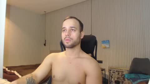 DeAlex online show from February 7, 11:01 am