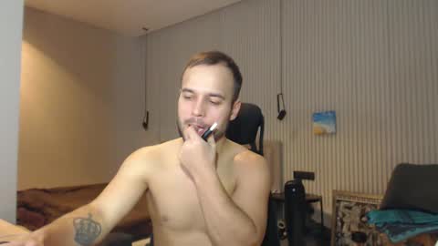 DeAlex online show from February 9, 1:56 pm