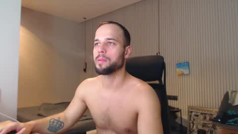 DeAlex online show from March 3, 12:48 pm