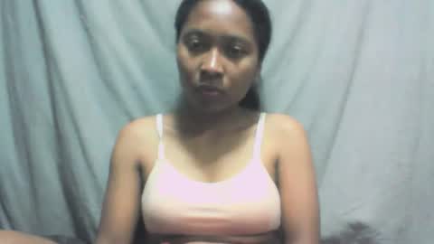 sandy735579 online show from October 12, 6:23 am