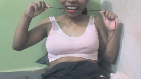 sandy735579 online show from March 24, 6:57 pm