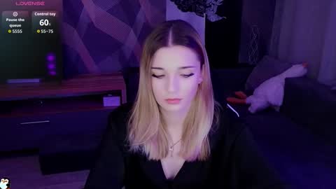 sandy_belle88 online show from November 11, 8:09 pm