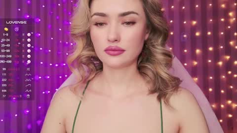 Sandy online show from February 15, 7:38 am