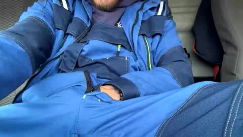 Snapshot of sanek7777 chatting on October 15, 7:52 am sanek7777 online show from October 15, 7:52 am