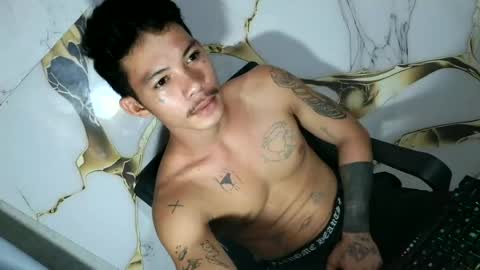 Snapshot of sangre_adamusxxx chatting on June 11, 7:28 am sangre_adamusxxx online show from June 11, 7:28 am