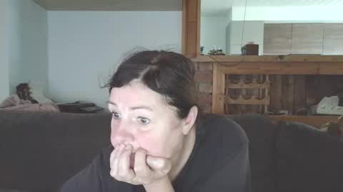 sanroom online show from October 7, 2:03 pm