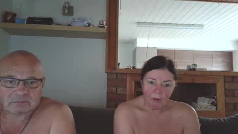 sanroom online show from October 17, 1:14 pm