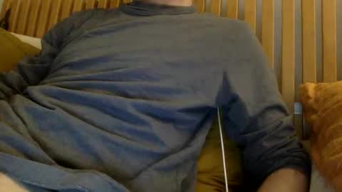 Snapshot of sansha120190 chatting on March 19, 2:15 am sansha120190 online show from March 19, 2:15 am