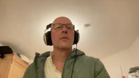 Snapshot of santaclausonice chatting on October 25, 5:37 am santaclausonice online show from October 25, 5:37 am