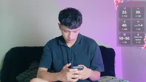 Snapshot of santi_ll chatting on July 6, 1:30 pm santi online show from July 6, 1:30 pm