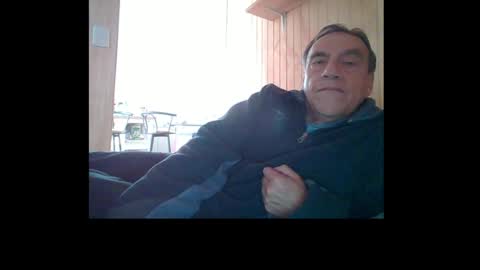 santiago_n online show from July 12, 3:14 pm