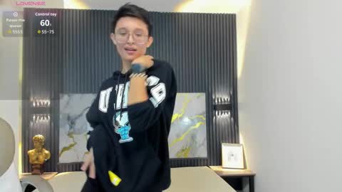 santiago_russo18 online show from October 10, 12:48 pm