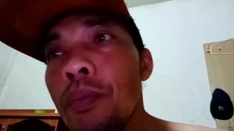 santichai561323 online show from February 26, 3:21 am