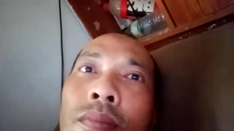 santichai561323 online show from April 22, 9:44 am