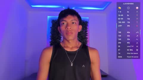 Snapshot of santti_ chatting on October 14, 6:42 pm Santii online show from October 14, 6:42 pm