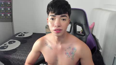 Mr. Santiago online show from December 3, 5:01 pm