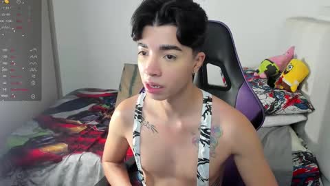 Mr. Santiago online show from February 18, 1:33 pm