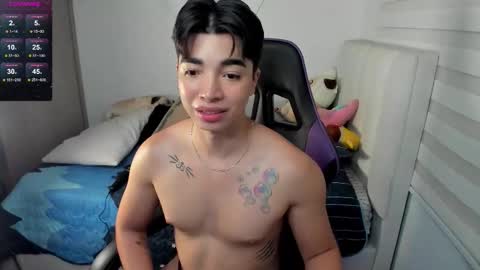 Mr. Santiago online show from October 28, 1:36 pm