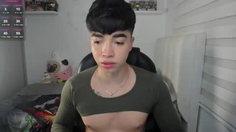 Mr. Santiago online show from February 27, 1:33 pm