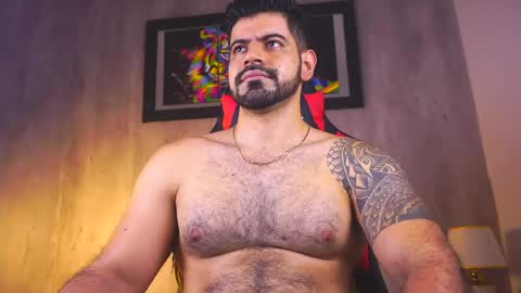 santiago online show from April 24, 10:28 am