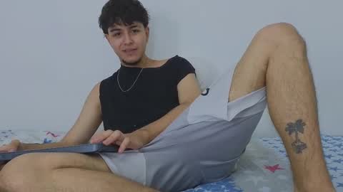 santybig18 online show from March 5, 8:32 am