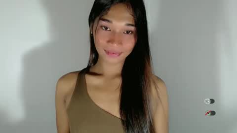 Snapshot of sanya_morenaxx chatting on March 27, 2:28 pm sanya_morenaxx online show from March 27, 2:28 pm