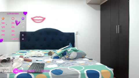 Snapshot of sanyi_hot chatting on February 4, 12:40 am sanyi online show from February 4, 12:40 am