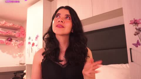 Snapshot of saory10 chatting on December 8, 4:46 am S A O R Y 3 online show from December 8, 4:46 am