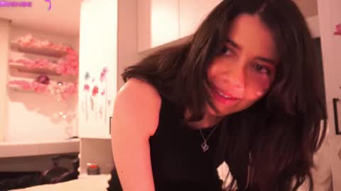 Snapshot of saory10 chatting on March 11, 1:26 am S A O R Y 3 online show from March 11, 1:26 am