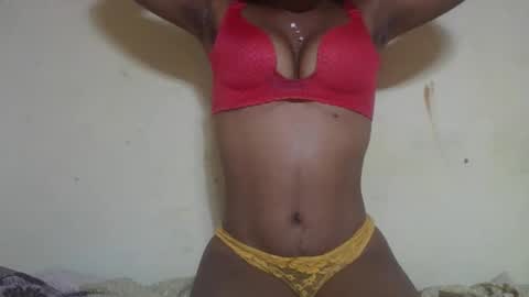 saphia online show from December 17, 4:07 am