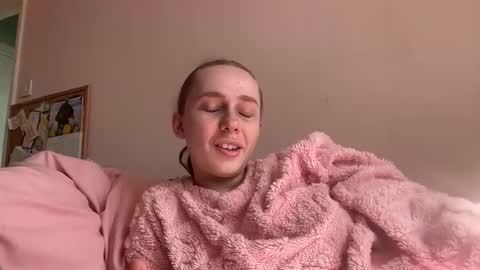 daisy online show from April 23, 11:31 am