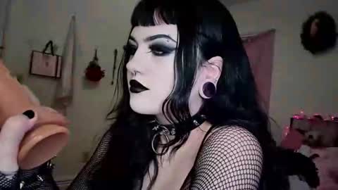 Snapshot of saphirerose1 chatting on January 9, 11:39 pm Sapphire online show from January 9, 11:39 pm