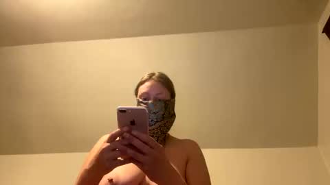 Snapshot of sapphirenyx69 chatting on September 10, 7:19 am Sapphire Nyx online show from September 10, 7:19 am