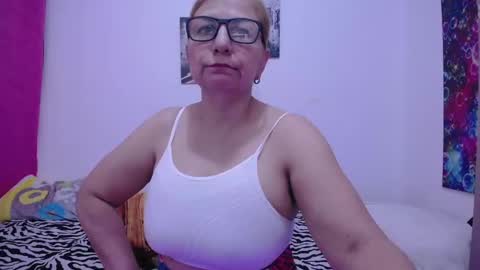 sara online show from December 11, 12:55 pm