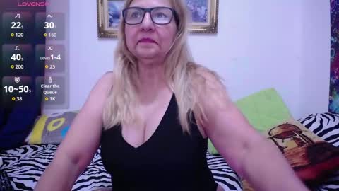 sara online show from October 30, 2:57 am