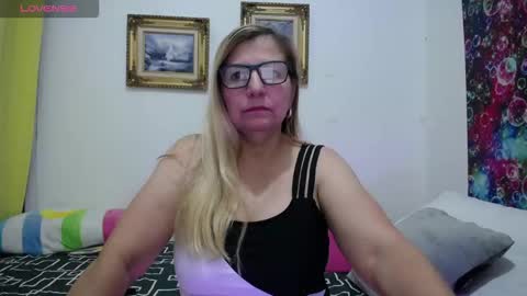 sara online show from March 15, 2:06 am