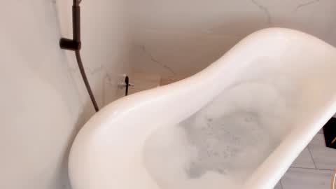 Sara online show from March 8, 6:43 am