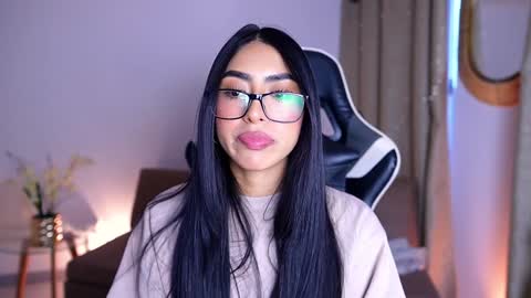 Snapshot of sara_albrecht chatting on December 27, 8:07 pm Sara online show from December 27, 8:07 pm