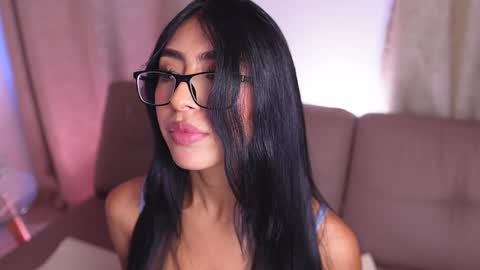 Snapshot of sara_albrecht chatting on January 27, 3:50 pm Sara online show from January 27, 3:50 pm